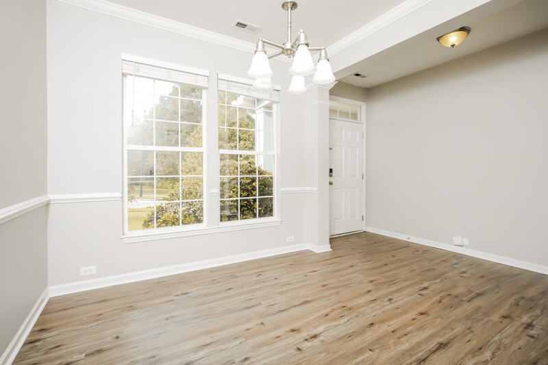 0/Mo, 802 Shefford Town Dr Rolesville, NC 27571 Dining Room View