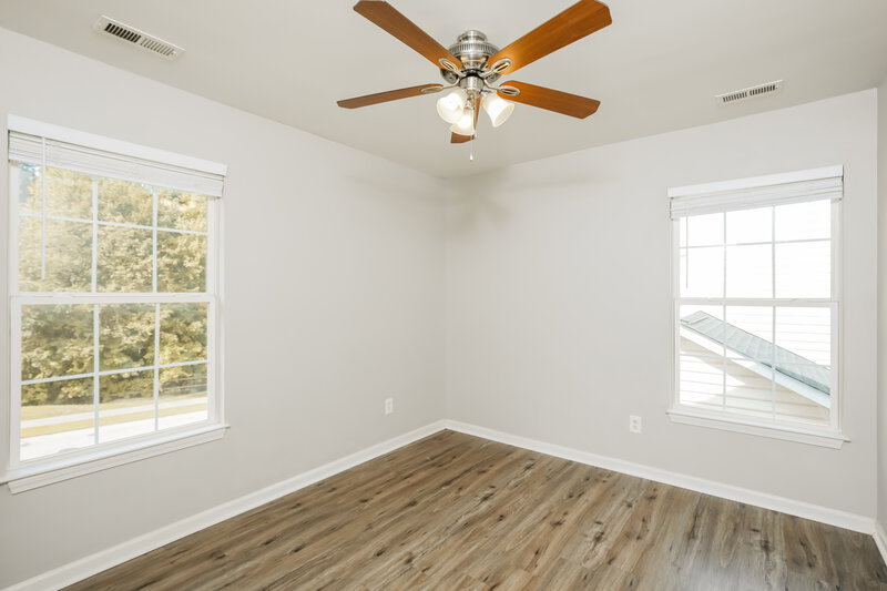 0/Mo, 802 Shefford Town Dr Rolesville, NC 27571 Bedroom View