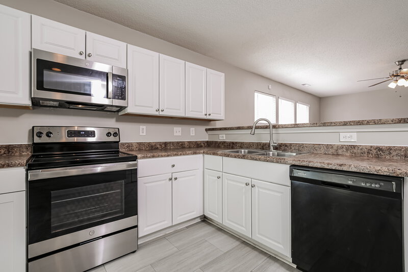 2,145/Mo, 7252 Great Laurel Dr Raleigh, NC 27616 Kitchen View 2