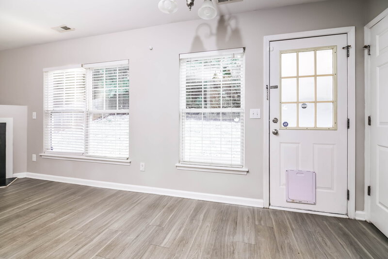 1,770/Mo, 621 Champion St Clayton, NC 27520 Living Room View 4