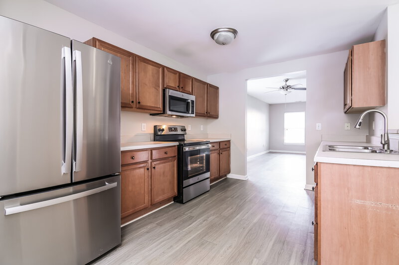 1,770/Mo, 621 Champion St Clayton, NC 27520 Kitchen View