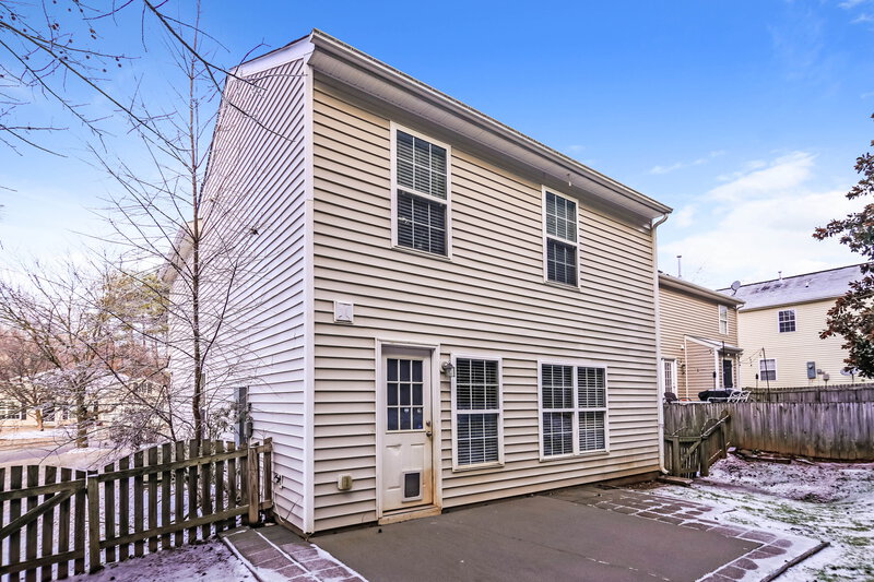 1,770/Mo, 621 Champion St Clayton, NC 27520 Rear View