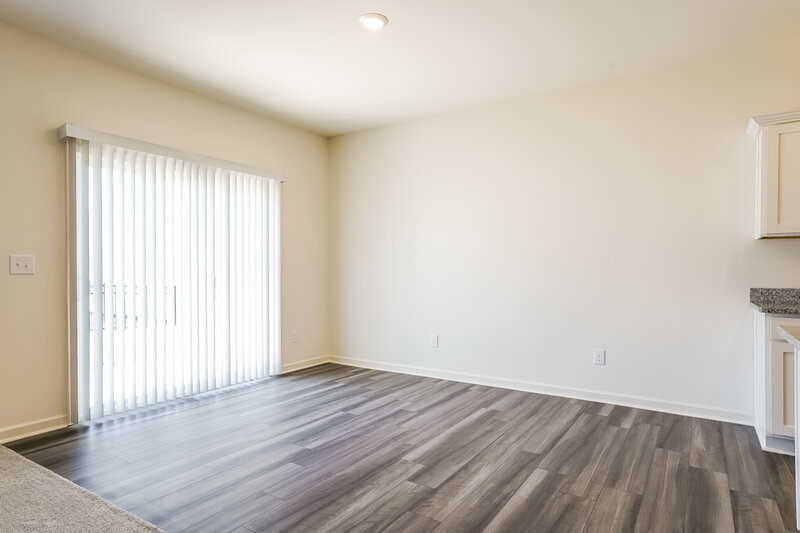 1,920/Mo, 752 Shepards Rock Dr Zebulon, NC 27597 Dining Room View