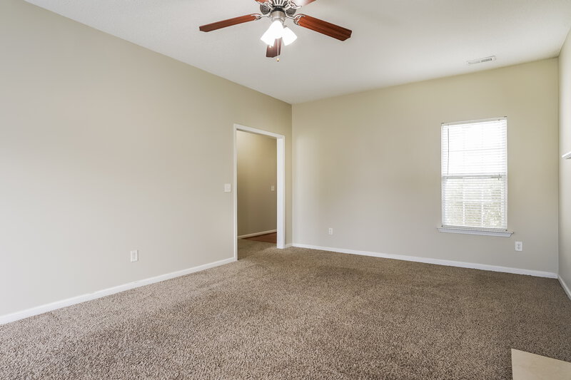 1,750/Mo, 5344 Carnelian Dr Raleigh, NC 27610 Living Room View 2