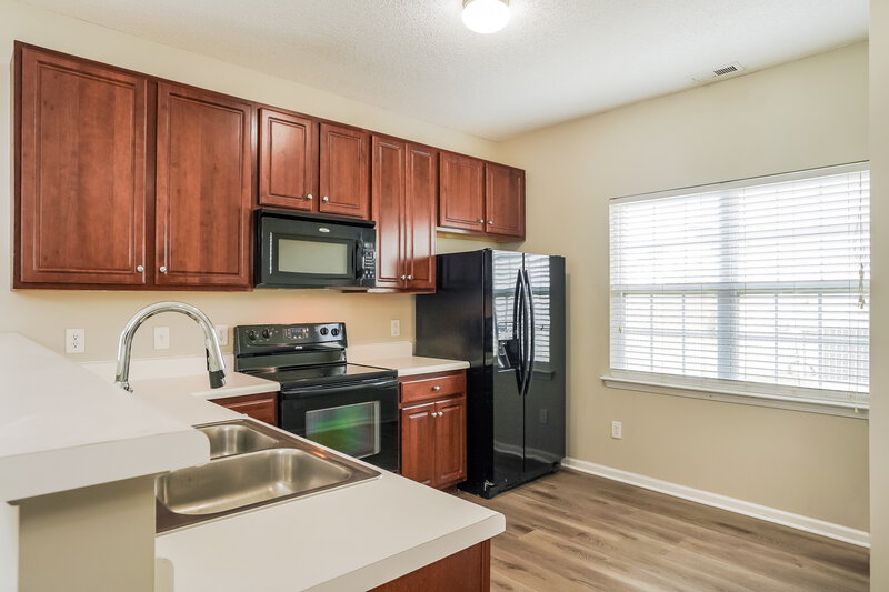 1,750/Mo, 5344 Carnelian Dr Raleigh, NC 27610 Kitchen View