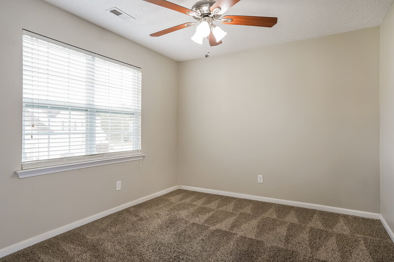 1,750/Mo, 5344 Carnelian Dr Raleigh, NC 27610 Bedroom View