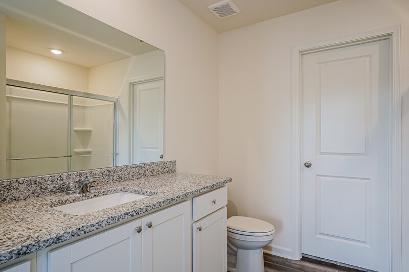 2,160/Mo, 1313 Solace Way Rolesville, NC 27571 Main Bathroom View