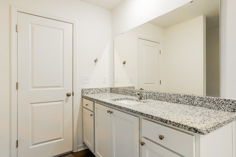 2,525/Mo, 1312 Solace Way Rolesville, NC 27571 Main Bathroom View 2