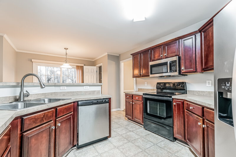 2,400/Mo, 4809 Hodfield Ct Raleigh, NC 27604 Kitchen View