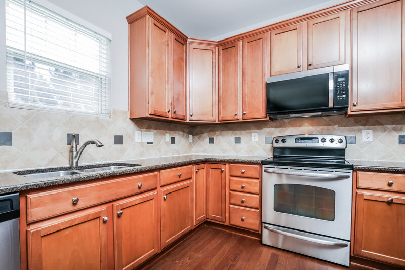 1,890/Mo, 3215 Whispernut Ln Zebulon, NC 27597 Kitchen View 2