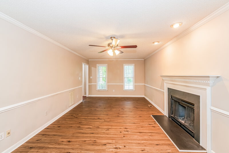 1,980/Mo, 1405 E Stonemason Dr Fuquay Varina, NC 27526 Living Room View