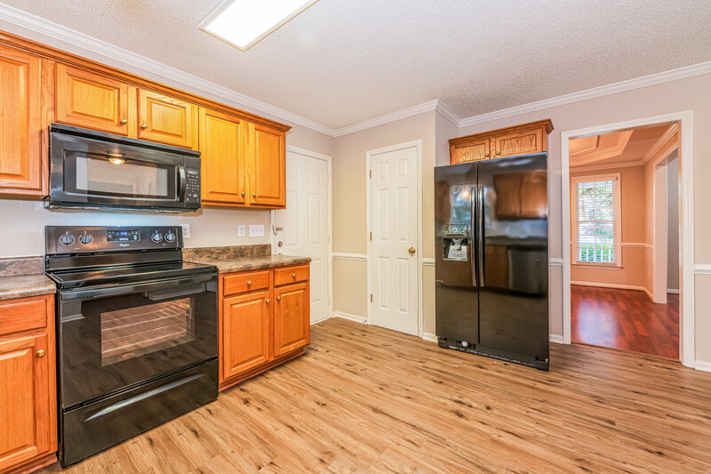 1,980/Mo, 1405 E Stonemason Dr Fuquay Varina, NC 27526 Kitchen View 2