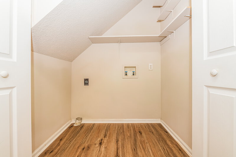 1,980/Mo, 1405 E Stonemason Dr Fuquay Varina, NC 27526 Laundry Room View
