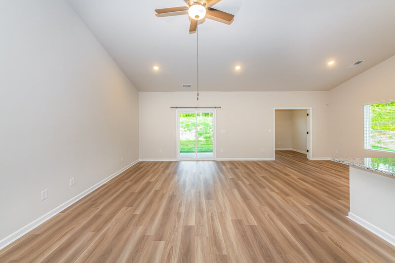 2,130/Mo, 90 Neuse Hollow Ct Clayton, NC 27527 Living Room View