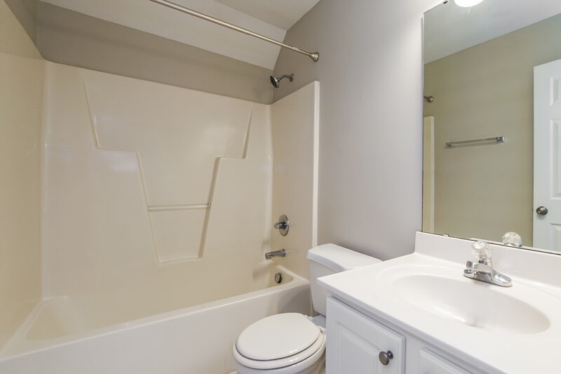 1,975/Mo, 3011 Watsonia Dr Zebulon, NC 27597 Bathroom View