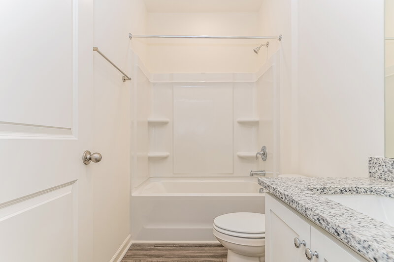 2,130/Mo, 223 Bedstone Way Clayton, NC 27520 Bathroom View