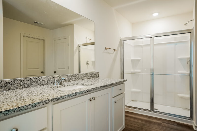 2,525/Mo, 1332 Solace Way Rolesville, NC 27571 Main Bathroom View