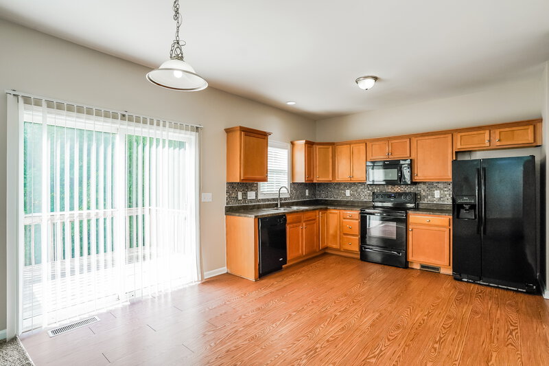 2,780/Mo, 1249 Braemar Highland Dr Zebulon, NC 27597 Kitchen View