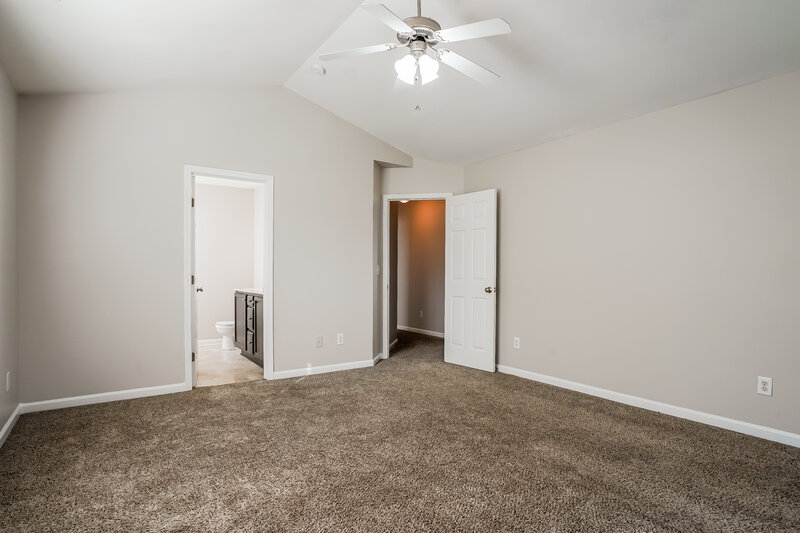 2,780/Mo, 1249 Braemar Highland Dr Zebulon, NC 27597 Main Bedroom View