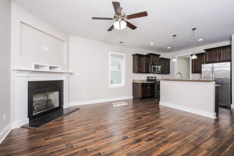 1,850/Mo, 19 Deer Lake Trl Wendell, NC 27597 Living Room View 2