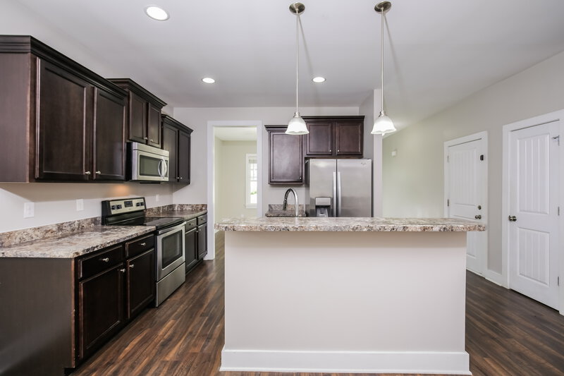 1,850/Mo, 19 Deer Lake Trl Wendell, NC 27597 Kitchen View