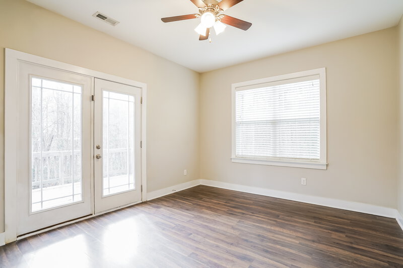1,955/Mo, 19 Deer Lake Trl Wendell, NC 27597 Sitting Room View