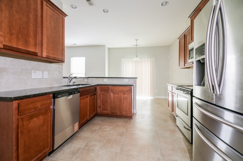 2,310/Mo, 1336 Ujamaa Dr Raleigh, NC 27610 Kitchen View 2