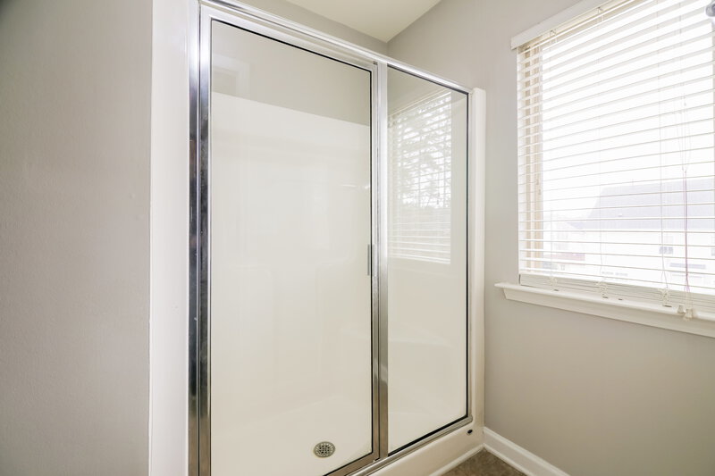 2,310/Mo, 1336 Ujamaa Dr Raleigh, NC 27610 Main Bathroom View 2