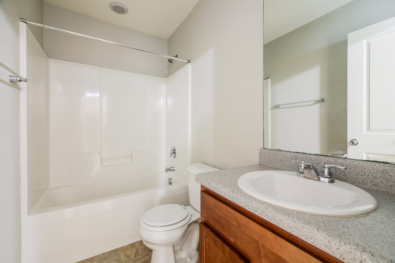 2,310/Mo, 1336 Ujamaa Dr Raleigh, NC 27610 Bathroom View