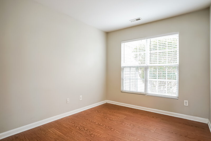 2,155/Mo, 2014 Gushing Dr Raleigh, NC 27610 Office View