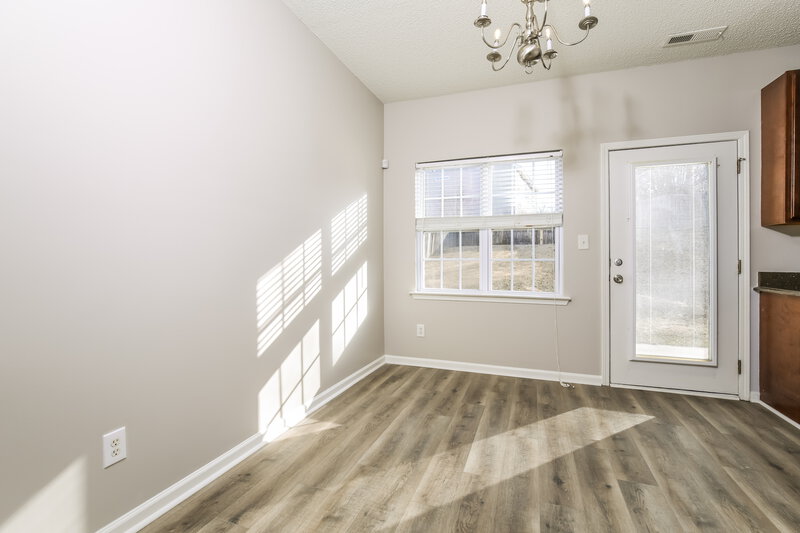 2,095/Mo, 6920 Spanglers Spring Way Raleigh, NC 27610 Dining Room View