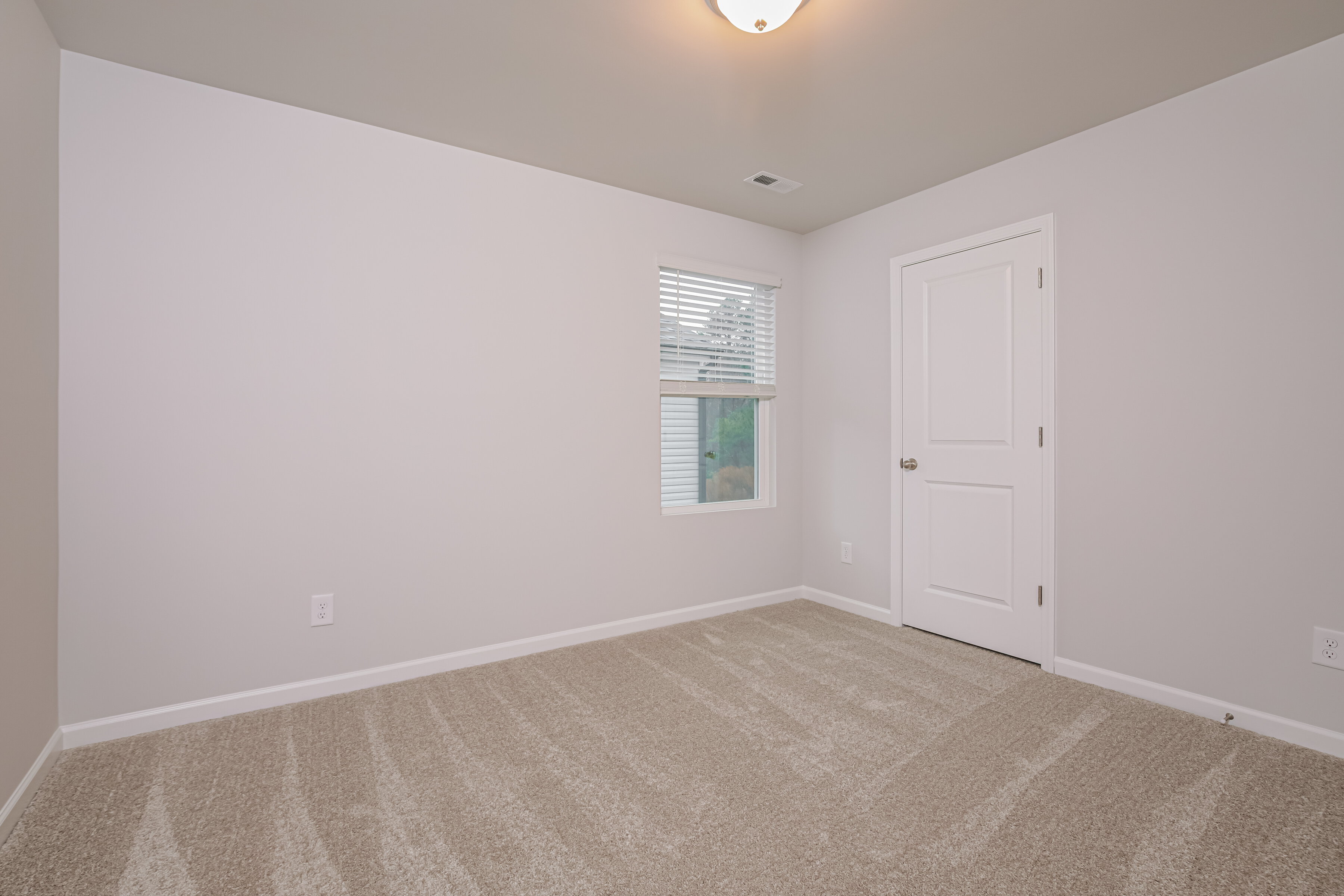 2,255/Mo, 409 Hallingsfield Way Zebulon, NC 27597 Bedroom View 2