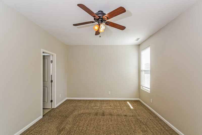 2,115/Mo, 4122 White Kestrel Dr Raleigh, NC 27616 Main Bedroom View