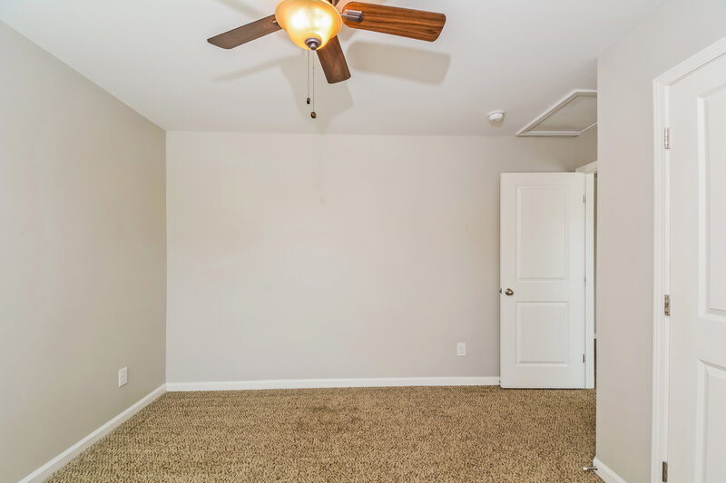 2,115/Mo, 4122 White Kestrel Dr Raleigh, NC 27616 Bedroom View 2