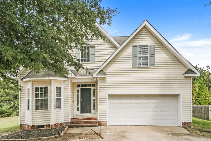 2,140/Mo, 121 Reno Ave Garner, NC 27529 External View