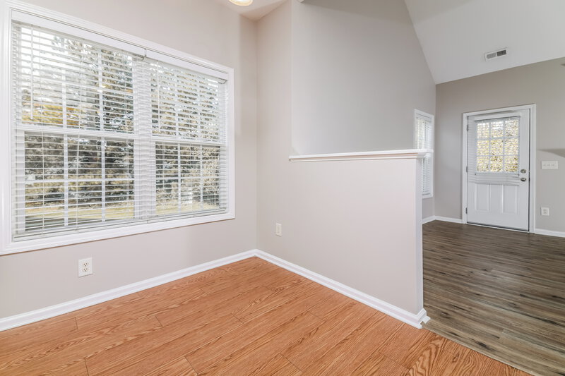 2,140/Mo, 121 Reno Ave Garner, NC 27529 Dining Room View 2