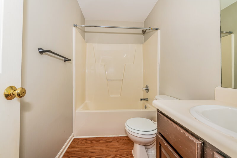 1,695/Mo, 616 Groveton Trl Wake Forest, NC 27587 Bathroom View