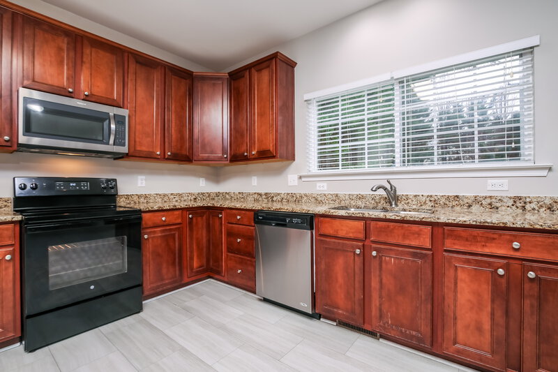 2,140/Mo, 5324 Sapphire Springs Dr Knightdale, NC 27545 Kitchen View 2