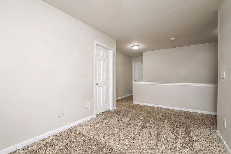 2,140/Mo, 5324 Sapphire Springs Dr Knightdale, NC 27545 Loft View