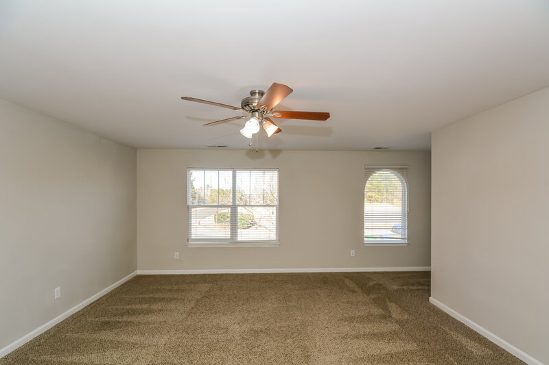 3,060/Mo, 295 Stobhill Ln Holly Springs, NC 27540 Main Bedroom View
