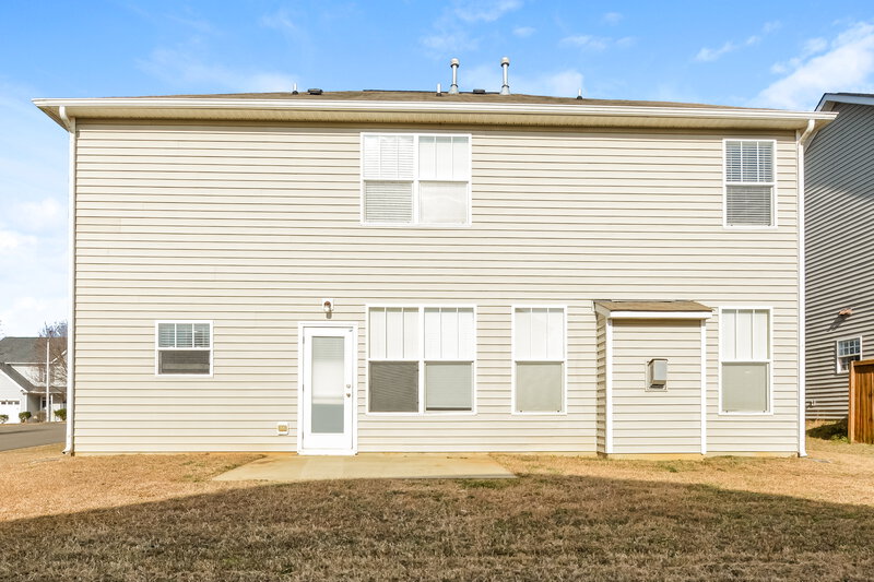 3,060/Mo, 295 Stobhill Ln Holly Springs, NC 27540 Rear View