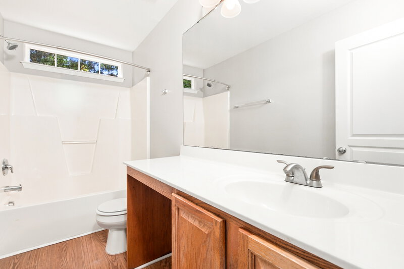 2,380/Mo, 306 Hope Valley Rd Knightdale, NC 27545 Bathroom View