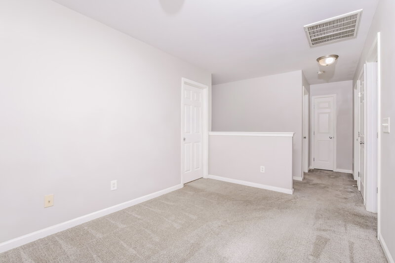 2,080/Mo, 4225 Hopper St Raleigh, NC 27616 Loft View