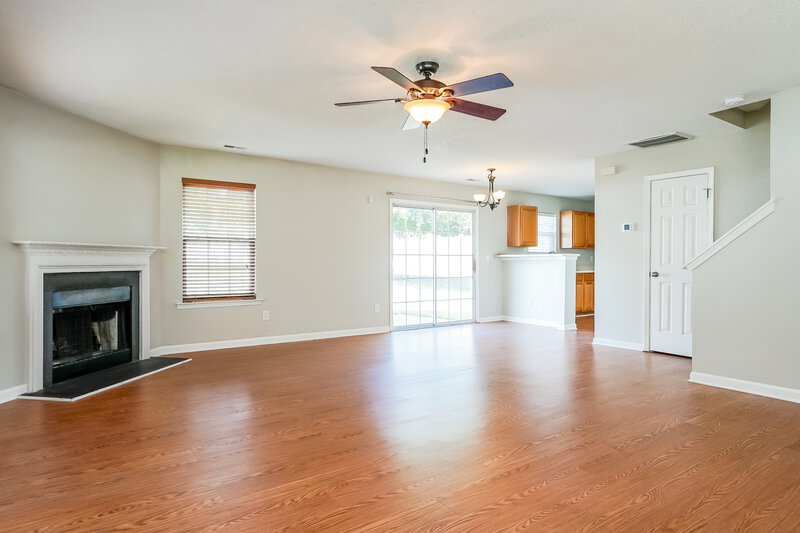1,740/Mo, 7330 Great Laurel Dr Raleigh, NC 27616 Living Room View