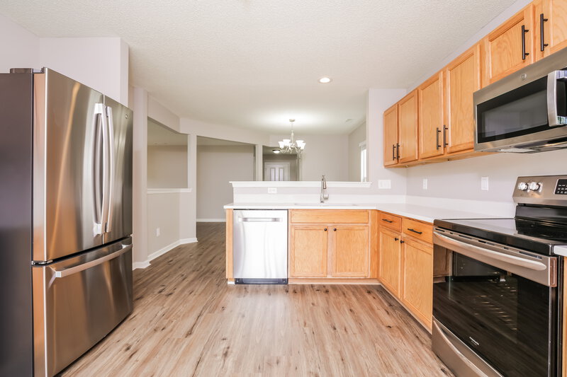 2,035/Mo, 21 Buckleigh Dr Clayton, NC 27527 Kitchen View