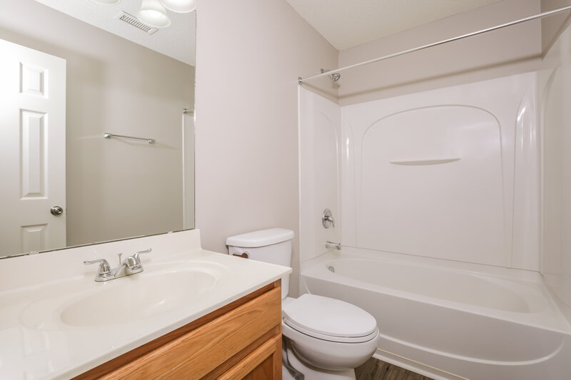 2,035/Mo, 21 Buckleigh Dr Clayton, NC 27527 Bathroom View
