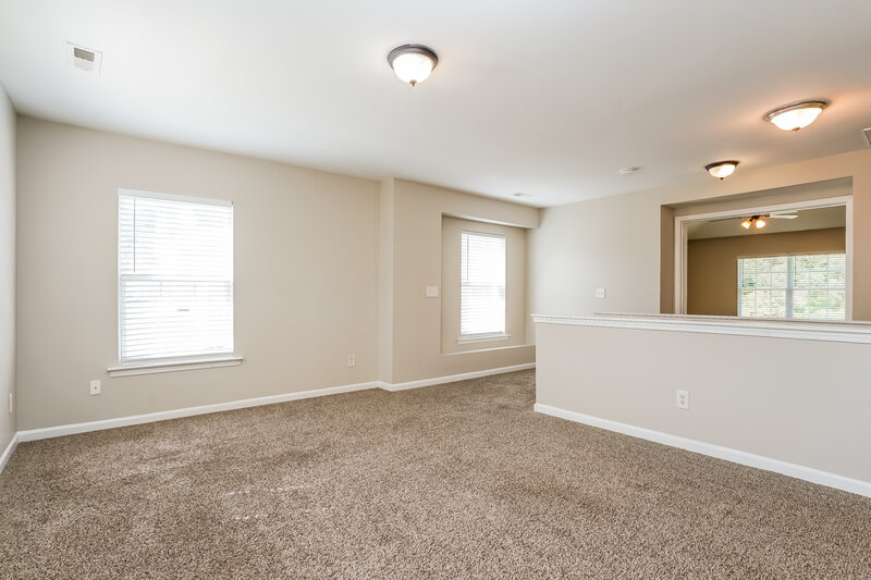 2,215/Mo, 217 Georgetowne Dr Clayton, NC 27520 Family Room View