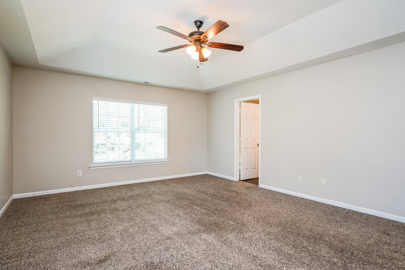 2,215/Mo, 217 Georgetowne Dr Clayton, NC 27520 Main Bedroom View