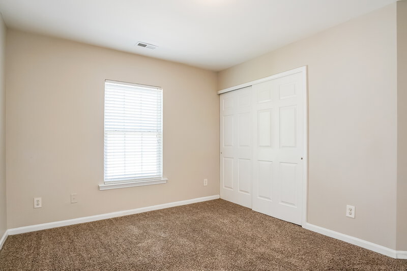 2,215/Mo, 217 Georgetowne Dr Clayton, NC 27520 Bedroom View 2