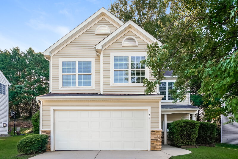 1,925/Mo, 701 Champion St Clayton, NC 27520 External View